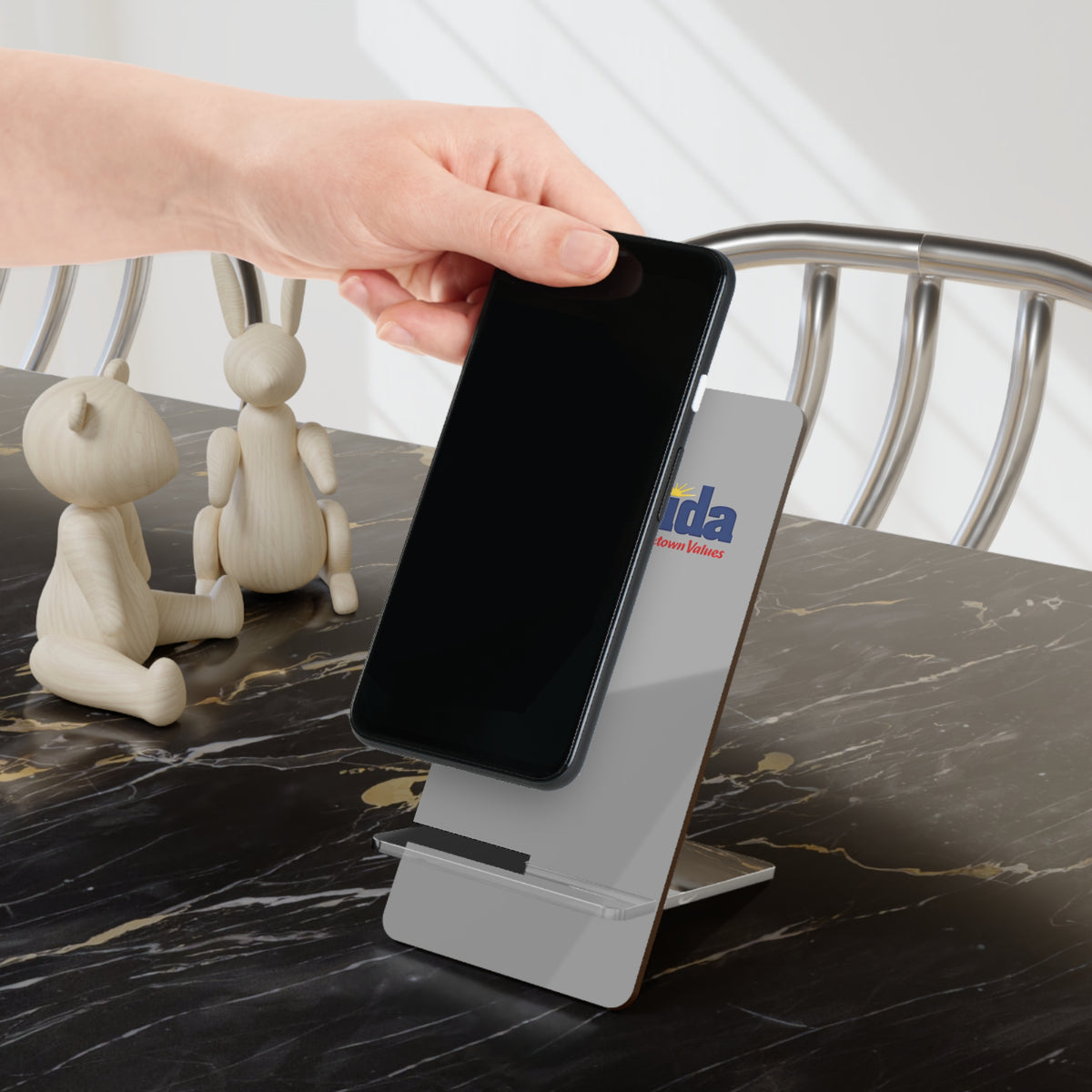 Pamida Foldable Mobile Phone Display Stand