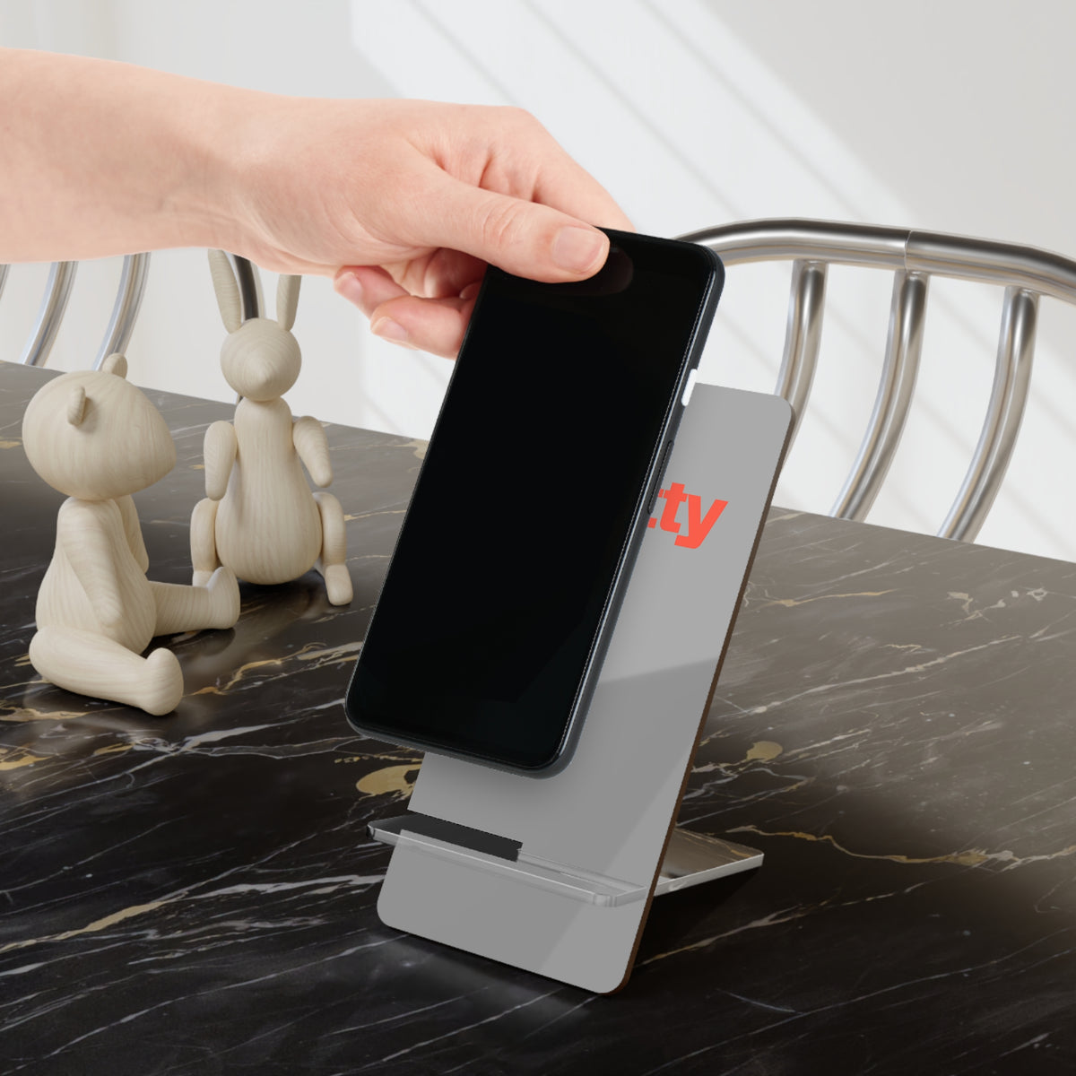 Getty Oil Foldable Mobile Phone Display Stand