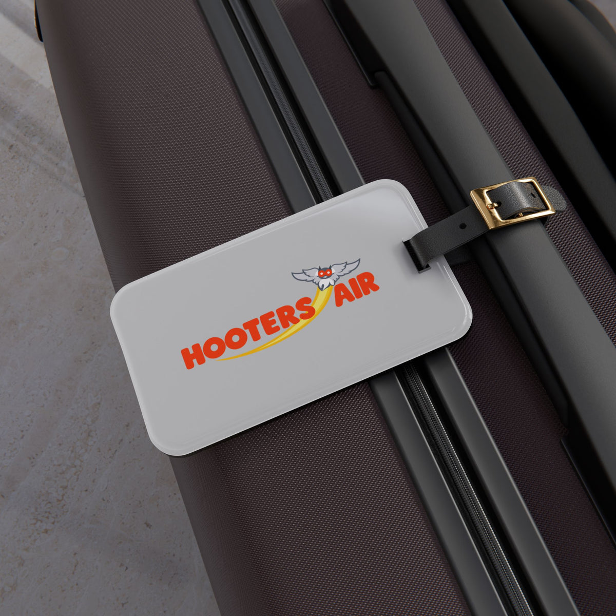 Hooters Air Luggage Tag