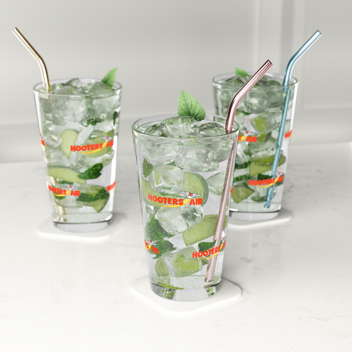 Hooters Air 16oz Pint Glass