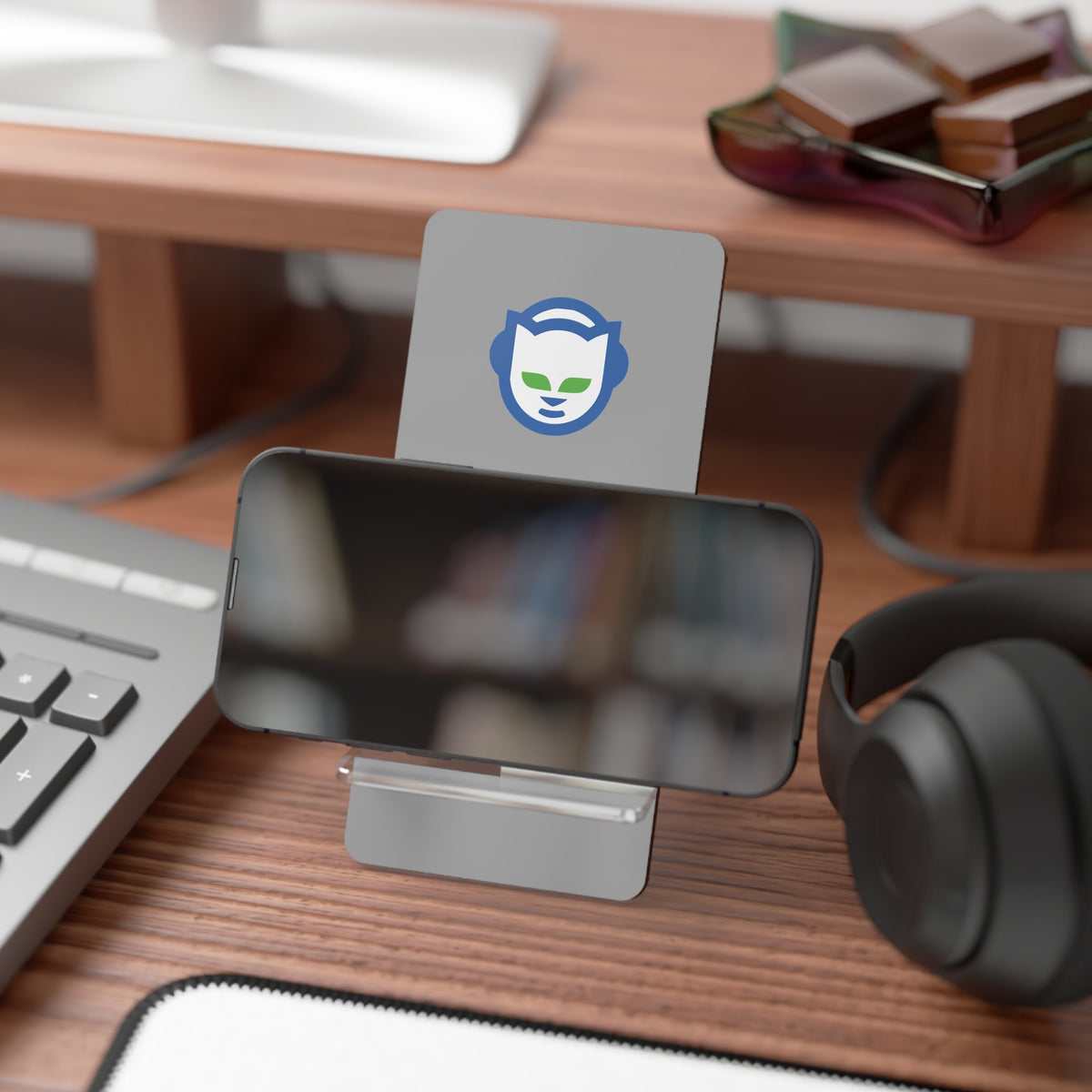 Napster Foldable Mobile Phone Display Stand