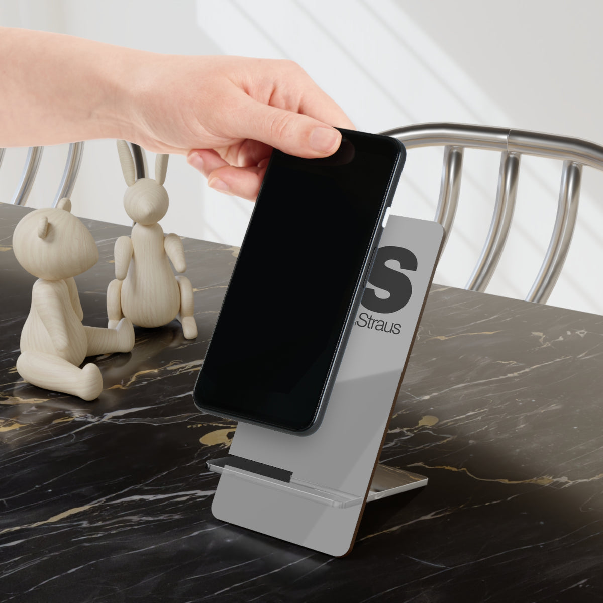 Abraham & Straus Foldable Mobile Phone Display Stand